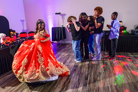 Mykhayla_Gutierrez_Quince_Party-220