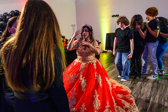 Mykhayla_Gutierrez_Quince_Party-221
