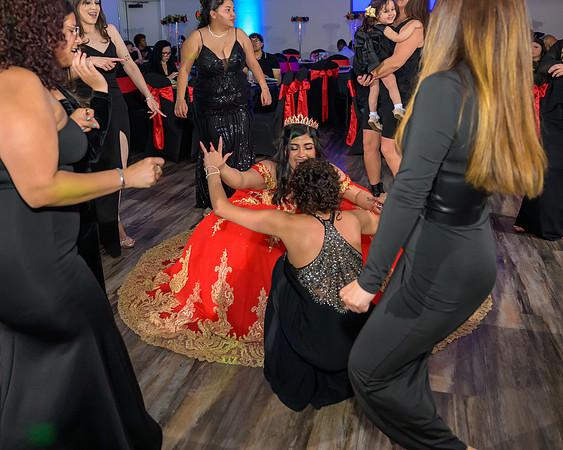 Mykhayla_Gutierrez_Quince_Party-200