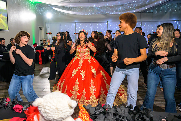 Mykhayla_Gutierrez_Quince_Party-167
